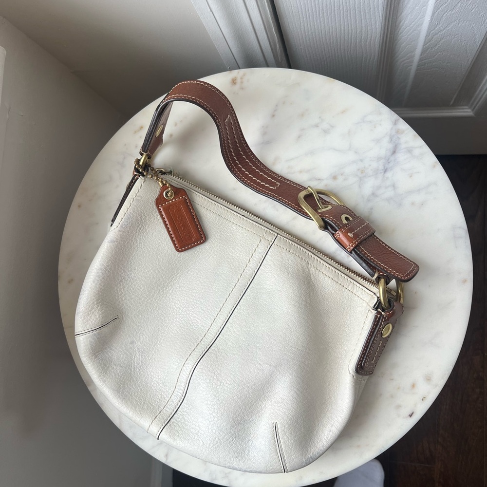Vintage Coach White and Brown Leather Shoulder Bag